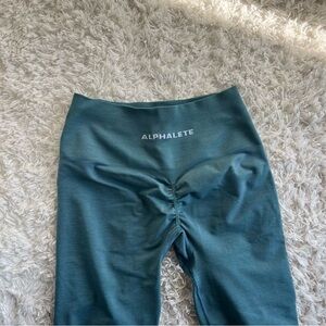 Alphalete amplify leggings in ocean